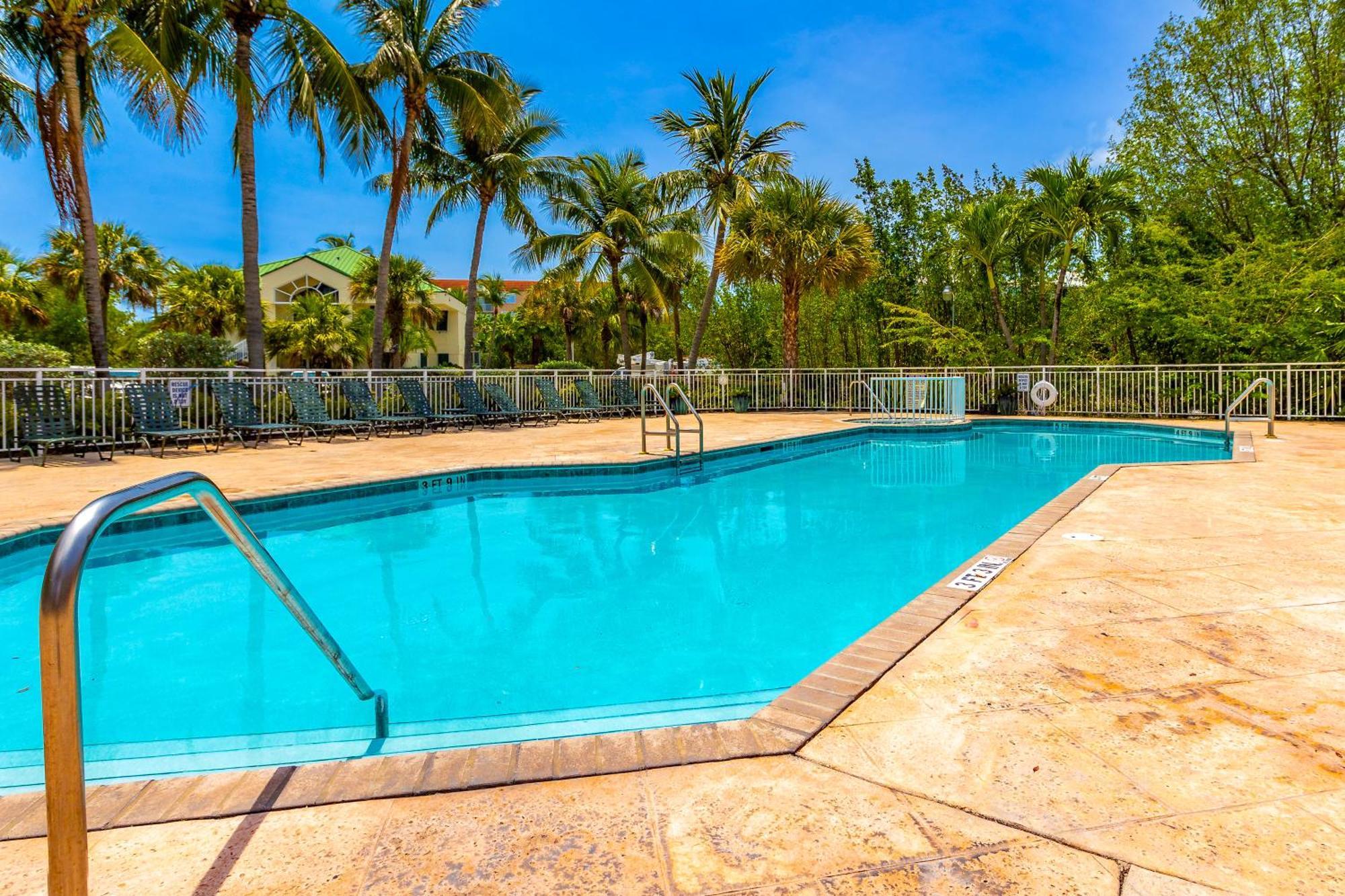 Sunrise Suites Saint Lucia Suite #201 Key West Rum bild