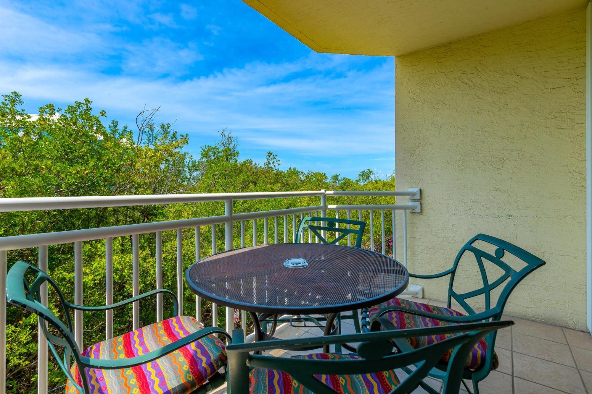 Sunrise Suites Saint Lucia Suite #201 Key West Rum bild